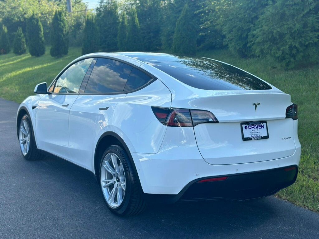 2020 Tesla Model Y Long Range photo 2