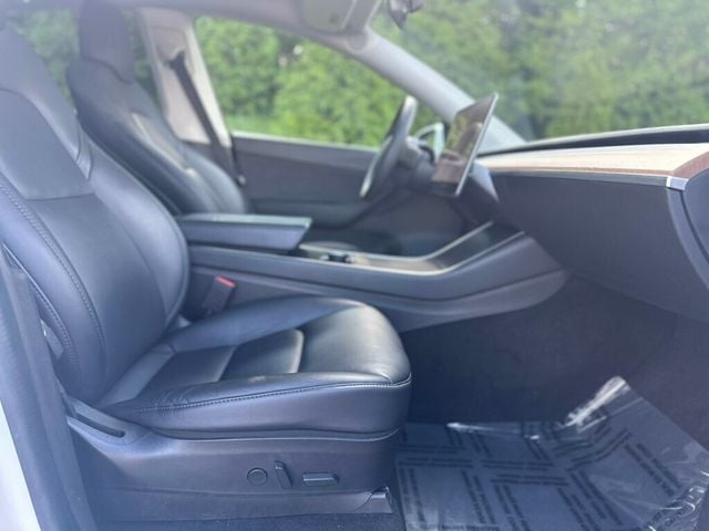 2020 Tesla Model Y Long Range AWD - 22901587 - 21