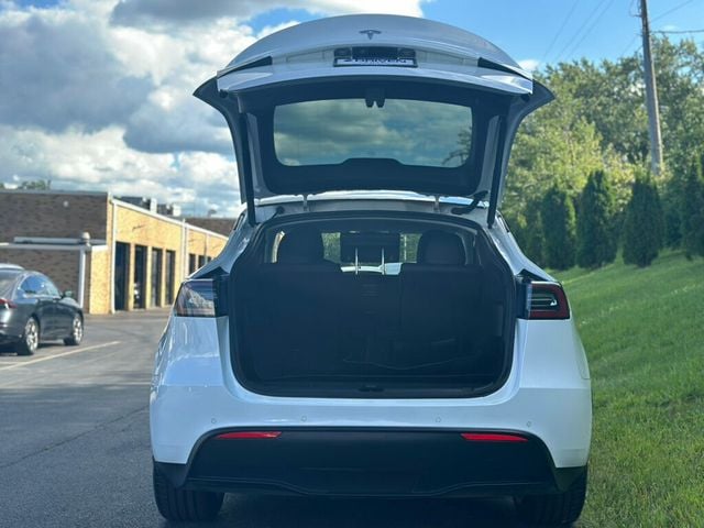 2020 Tesla Model Y Long Range AWD - 22901587 - 3