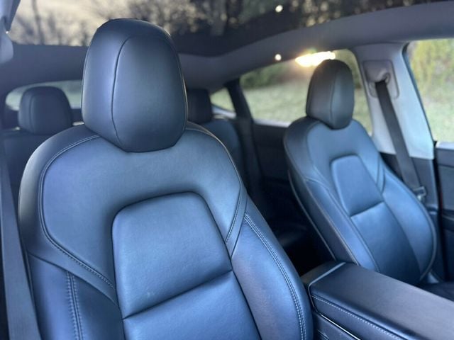 2020 Tesla Model Y Long Range AWD - 22957406 - 24