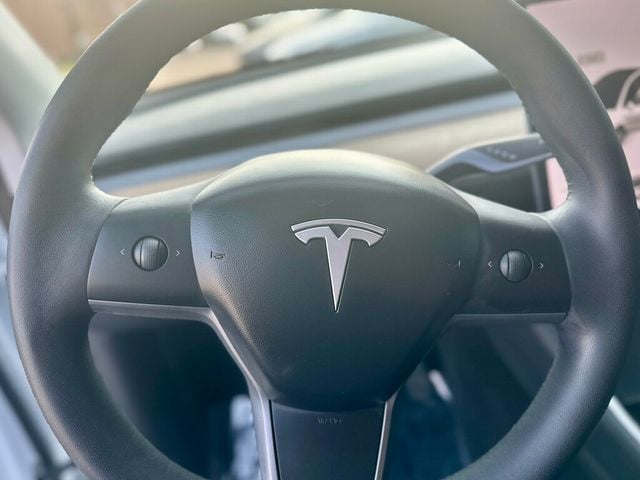 2020 Tesla Model Y Long Range AWD - 22569297 - 14