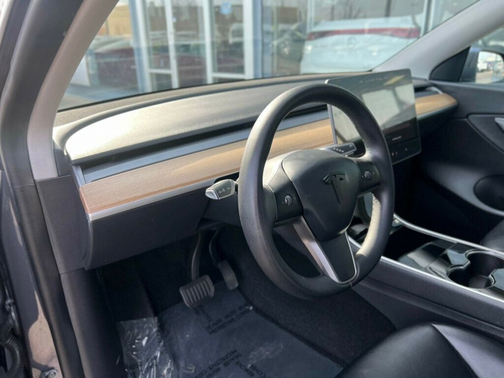 2020 Tesla Model Y Long Range AWD - 22998435 - 12