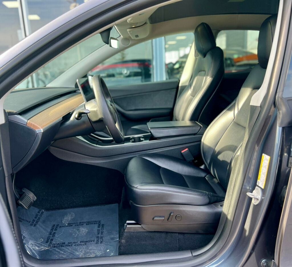 2020 Tesla Model Y Long Range AWD - 22998435 - 13