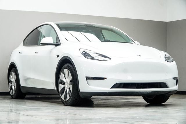2020 Tesla Model Y Long Range AWD - 23009630 - 3
