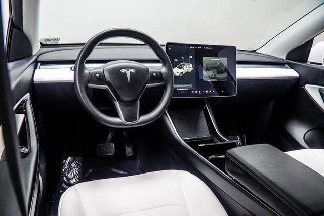 2020 Tesla Model Y Long Range AWD - 23009630 - 4