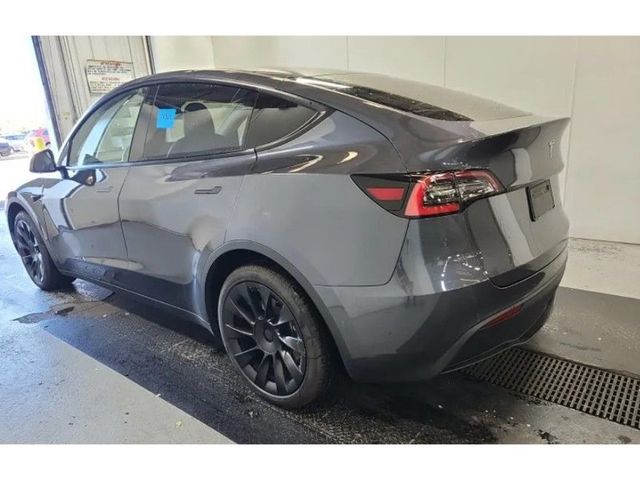 2020 Tesla Model Y Long Range AWD - 22958691 - 3