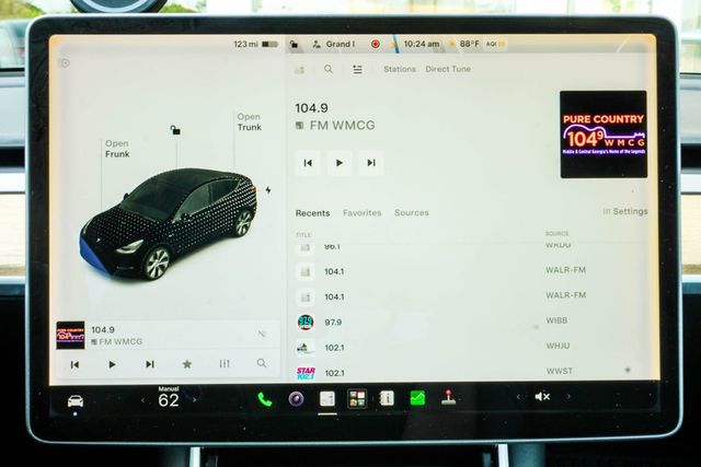 2020 Tesla Model Y Long Range AWD - 23034829 - 24