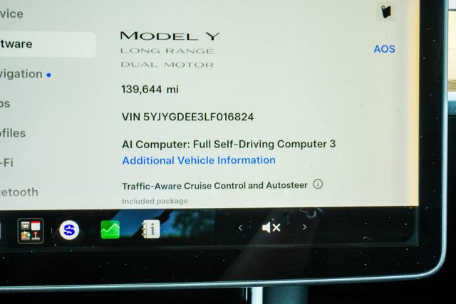 2020 Tesla Model Y Long Range AWD - 23034829 - 26