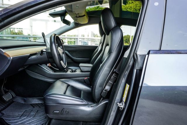 2020 Tesla Model Y Long Range AWD - 23034829 - 32