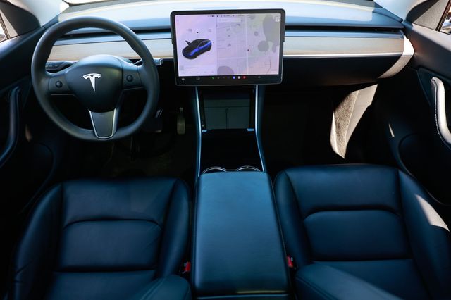 2020 Tesla Model Y Long Range AWD - 22943614 - 21