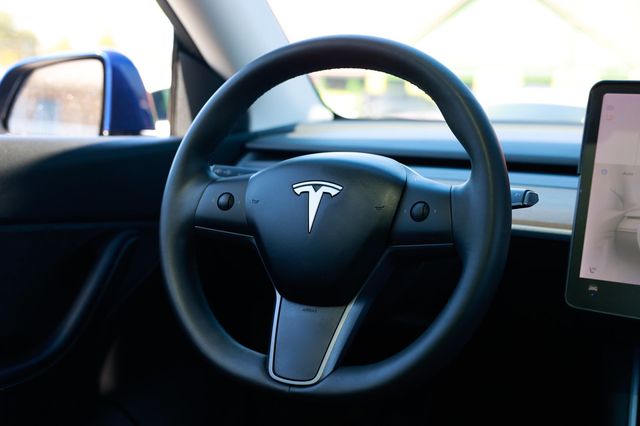 2020 Tesla Model Y Long Range AWD - 22943614 - 28