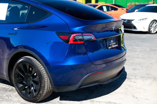 2020 Tesla Model Y Long Range AWD - 22943614 - 30