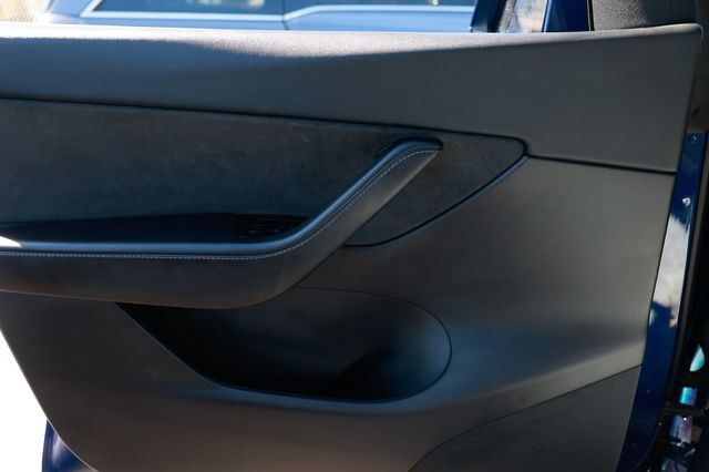 2020 Tesla Model Y Long Range AWD - 22943614 - 41