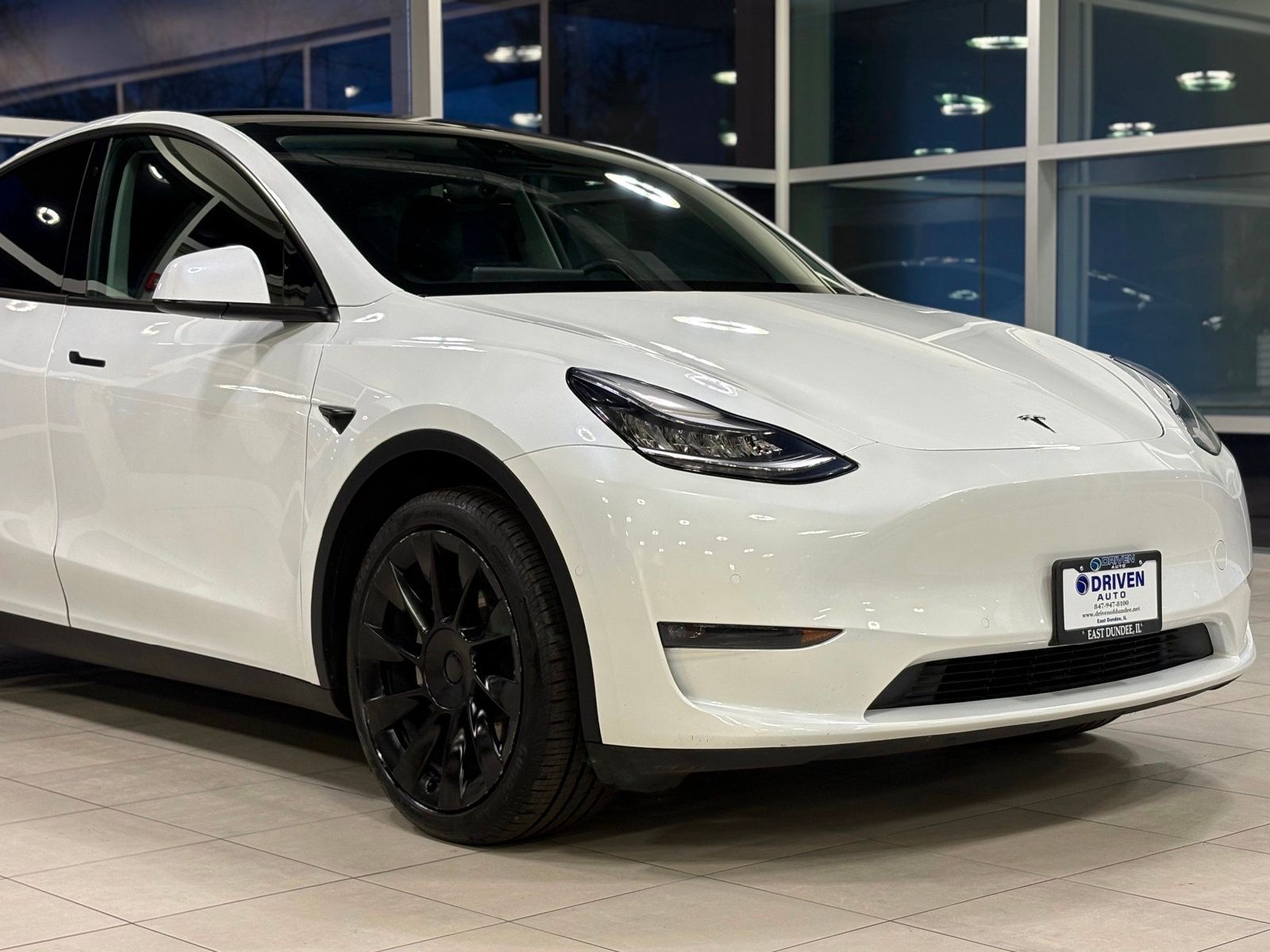 2020 Tesla Model Y Long Range photo 3