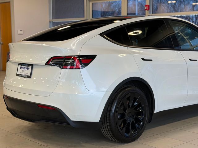 2020 Tesla Model Y Long Range AWD - 22989251 - 10