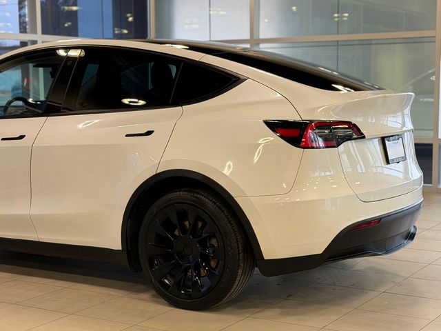 2020 Tesla Model Y Long Range AWD - 22989251 - 12