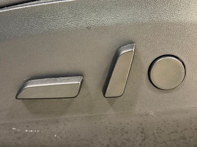 2020 Tesla Model Y Long Range AWD - 22989251 - 18