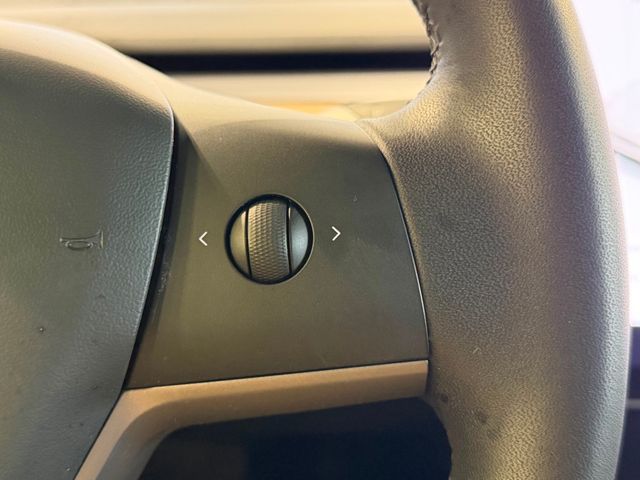 2020 Tesla Model Y Long Range AWD - 22989251 - 25