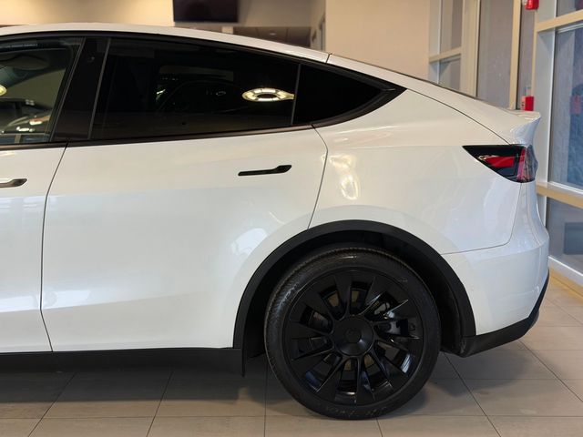 2020 Tesla Model Y Long Range AWD - 22989251 - 8