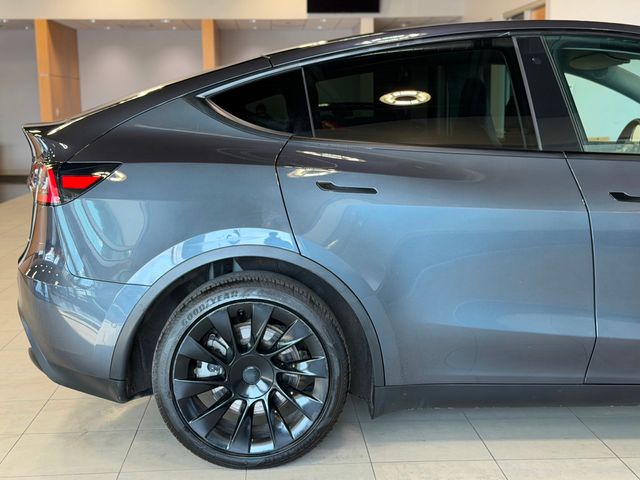 2020 Tesla Model Y Long Range AWD - 23005820 - 16