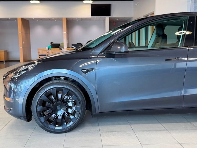 2020 Tesla Model Y Long Range AWD - 23005820 - 7