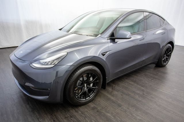 2020 Tesla Model Y Long Range AWD - 22648525 - 2