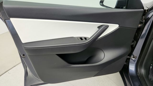 2020 Tesla Model Y Long Range AWD - 22950768 - 9