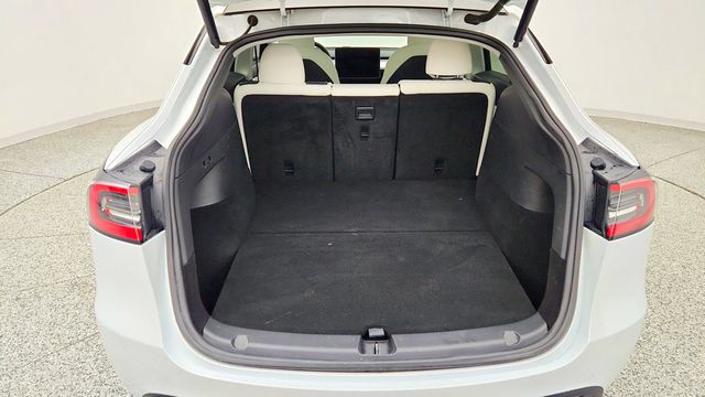 2020 Tesla Model Y Long Range AWD - 23094478 - 26
