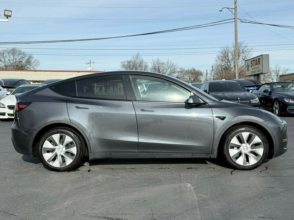 2020 Tesla Model Y Long Range AWD - 22444632 - 18