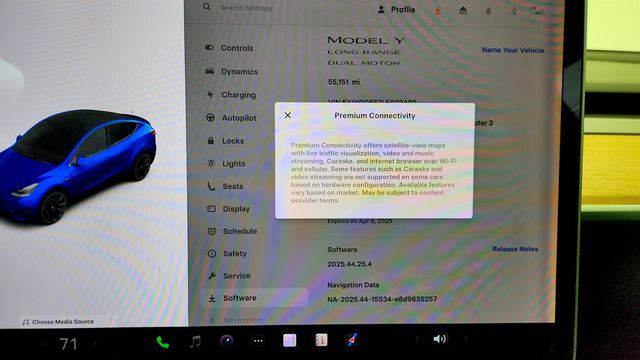 2020 Tesla Model Y Long Range AWD w/ 20'' Induction Wheels - 23000323 - 17