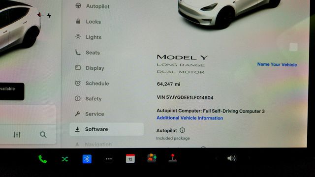 2020 Tesla Model Y Long Range AWD w/ 20'' Wheels, Premium Connectivity, Accel Boost - 22958812 - 14