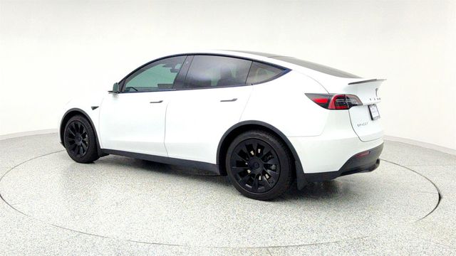 2020 Tesla Model Y Long Range AWD w/ 20'' Wheels, Premium Connectivity, Accel Boost - 22958812 - 6
