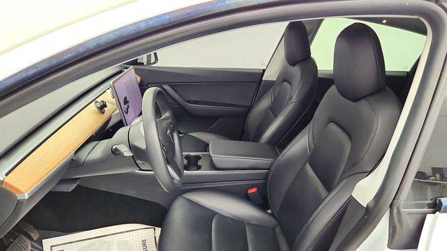 2020 Tesla Model Y Long Range AWD w/ 20'' Wheels, Traffic-Aware Cruise Controll - 23026772 - 23