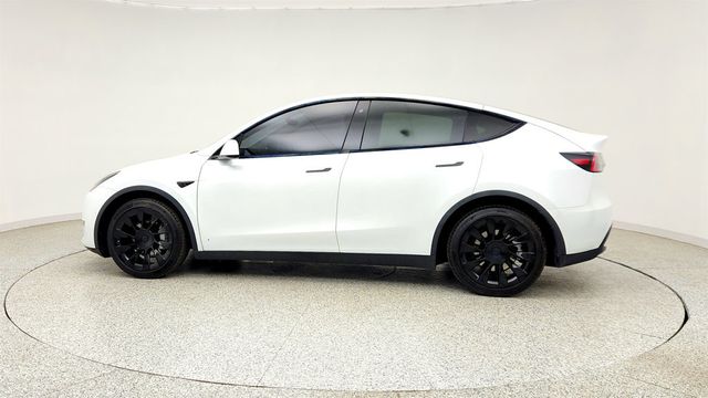2020 Tesla Model Y Long Range AWD w/ 20'' Wheels, Traffic-Aware Cruise Controll - 23026772 - 7
