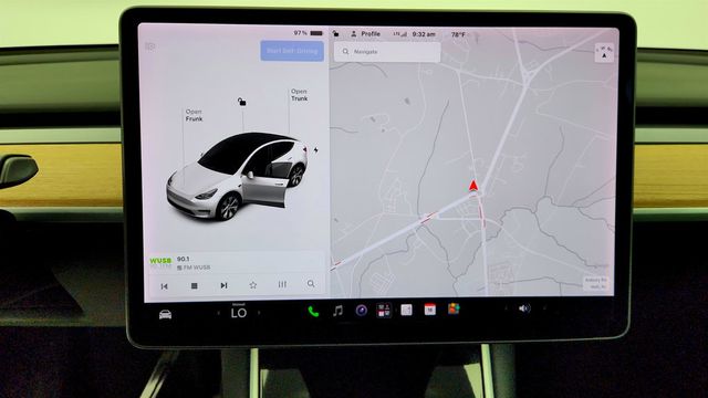 2020 Tesla Model Y Long Range AWD w/ Acceleration Boost - 23068287 - 21