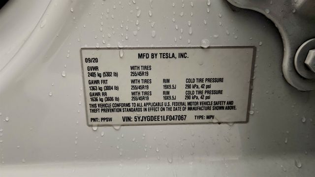 2020 Tesla Model Y Long Range AWD w/ Acceleration Boost - 23068287 - 22