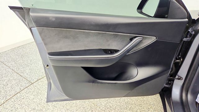 2020 Tesla Model Y Long Range AWD w/ Full Self-Driving & 20’’ Induction Wheels - 23019520 - 10