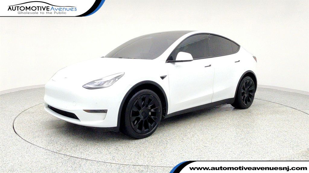 2020 Tesla Model Y Long Range AWD with 20'' Induction Wheels & Acceleration Boost - 22959938 | Video 1