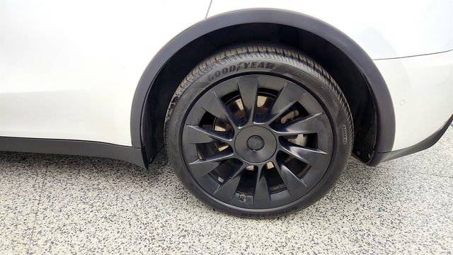 2020 Tesla Model Y Long Range AWD w/ Self Driving, 20'' Wheels & Acceleration Boost - 23020179 - 8