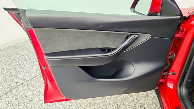 2020 Tesla Model Y Performance AWD w/ Full Self-Driving Capability & Greater Range - 22967488 - 10