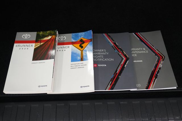 2020 Toyota 4Runner  - 22932235 - 24