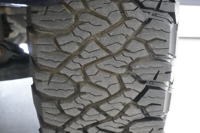 2020 Toyota 4Runner  - 22932235 - 28