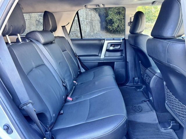 2020 Toyota 4Runner 2020 Toyota 4Runner Limited (1 OWNER) - 23088828 - 19