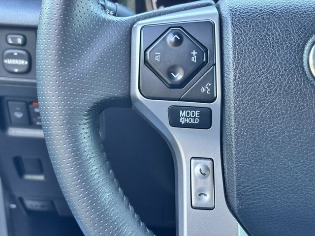 2020 Toyota 4Runner 2020 Toyota 4Runner Limited (1 OWNER) - 23088828 - 32