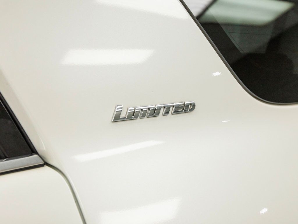 2020 Toyota 4Runner Limited 4WD photo 13