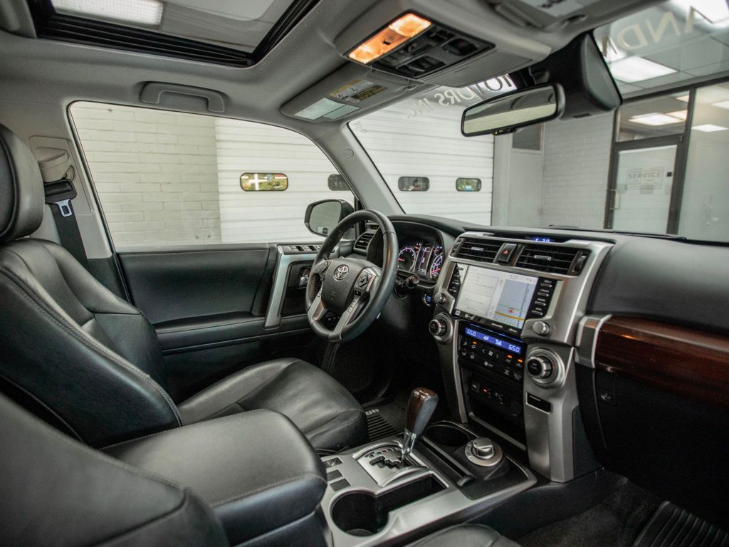 2020 Toyota 4Runner Limited 4WD photo 15