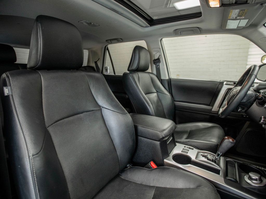 2020 Toyota 4Runner Limited 4WD photo 22