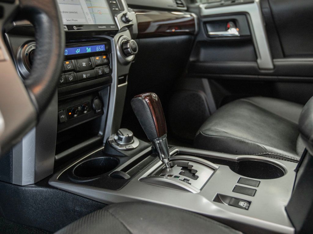 2020 Toyota 4Runner Limited 4WD photo 23