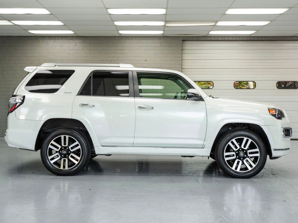 2020 Toyota 4Runner Limited 4WD photo 3