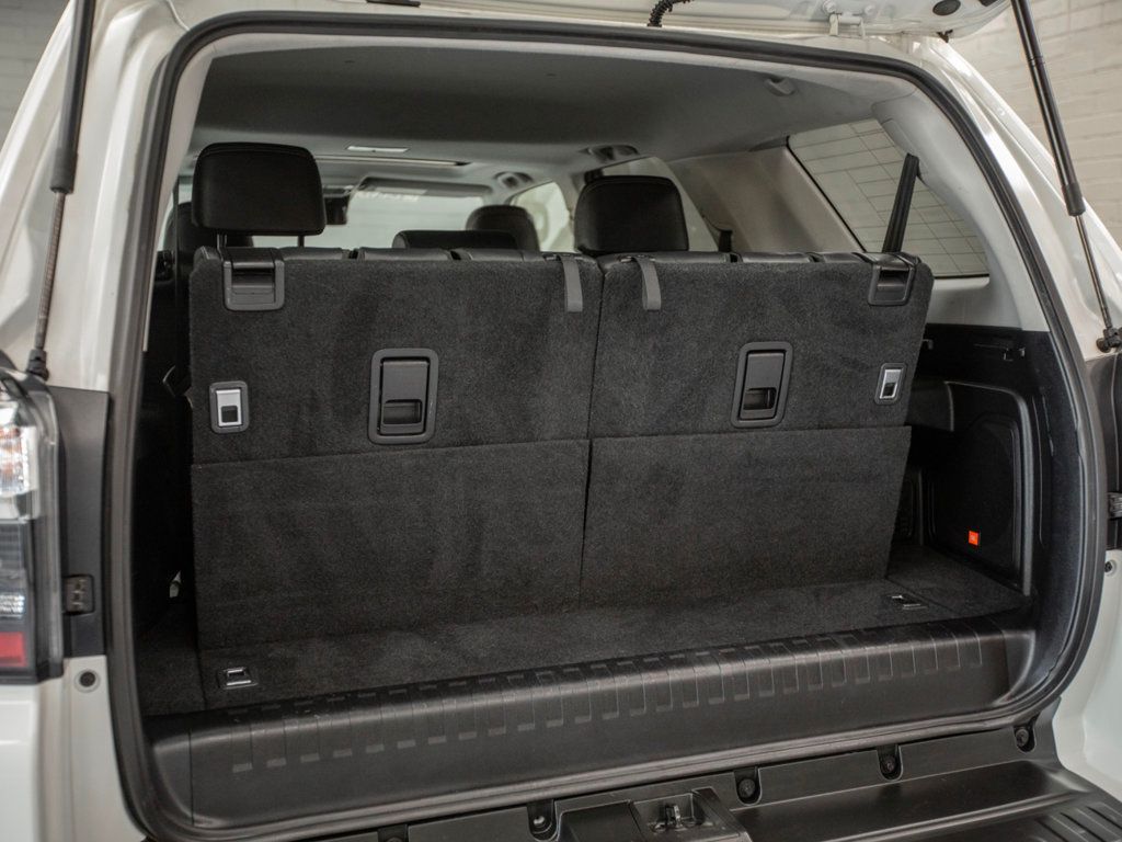 2020 Toyota 4Runner Limited 4WD photo 30